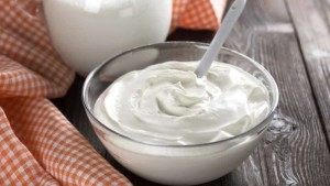 yogurt-denso-fatto-in-casa-bimby
